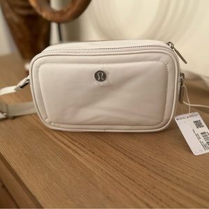 LuLu Lemon NEW Crossbody